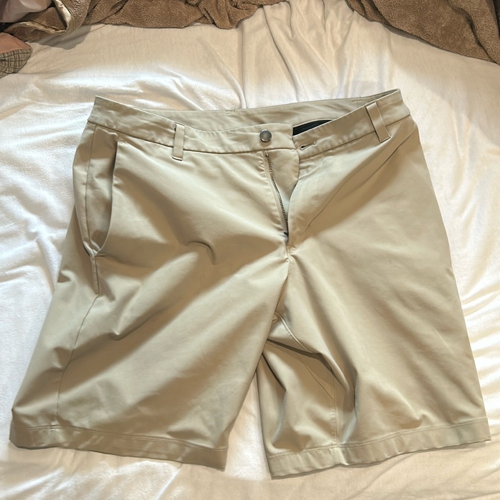 Lululemon cargo shorts
